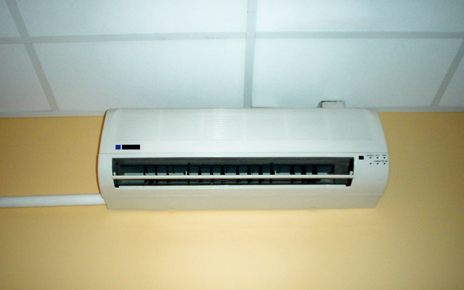 Fot. 3. Klimatyzator typu split – jednostka wewnętrzna, naścienna 